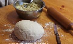 Постные картофельные лепешки (на сковороде и в мультиварке)